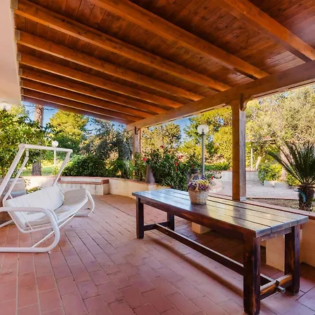 S Venardia Villa